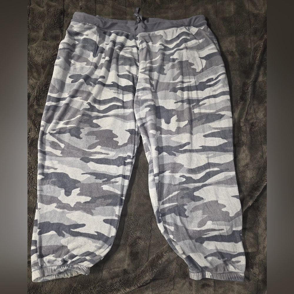 Simply Vera Vera Wang Gray Camo Womens 3x Plus PJ Pants